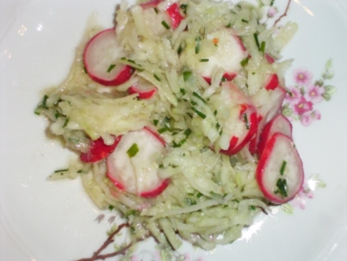 Kohlrabi -  Radieschen - Salat - Rezept