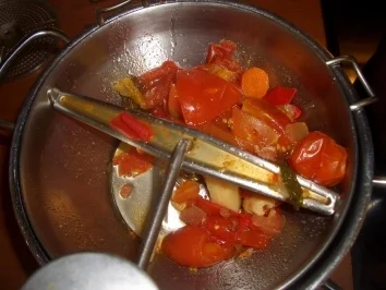 Rezept: Tomatensossenbasis Bild Nr. 11 Tomatensossenbasis - Rezept - Bild Nr. 11