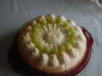 Rezept: Mandel-Baiser-Torte Mandel-Baiser-Torte - Rezept