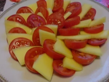 Tomaten-Mango-Salat - Rezept
