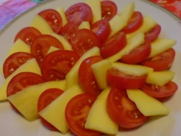 Tomaten-Mango-Salat - Rezept