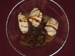 Apfel-Feigen-Dessert mit Mascarpone-Sahnehaube - Rezept