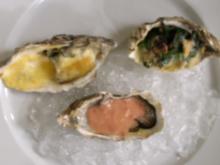 Variation von Austern - gratiniert m. Blattspinat, Pinienkernen u. Gorgonzola - Rezept
