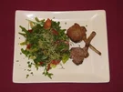 Grüner Salat mit Minze und Lambchops - Rezept