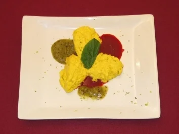 Safrancreme mit Fruchtmark - Rezept