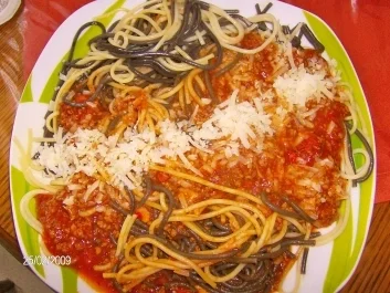 Zebraspaghetti mit Hacksoße - Rezept