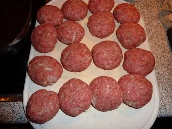 Fl/Rind/Schwein: Bärbel's Zwiebelfrikadellen - Rezept - Bild Nr. 2