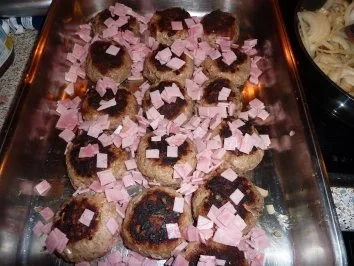 Fl/Rind/Schwein: Bärbel's Zwiebelfrikadellen - Rezept - Bild Nr. 4