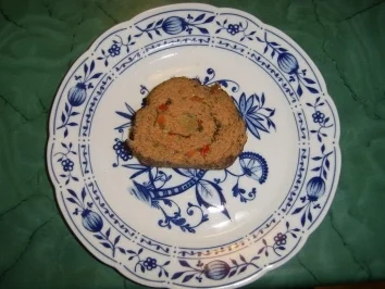 gerollter Hackbraten mit viel Knofi - Rezept