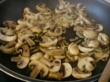 Rezept: Geschmorte Lauch-Schnitzel Bild Nr. 10 Geschmorte Lauch-Schnitzel - Rezept - Bild Nr. 10