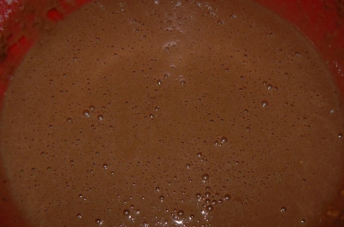 beschwipste Schokoladencrepes mit karamellisierten Früchten - Rezept