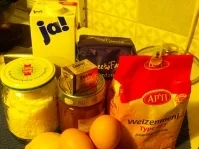 Rezept: Hefe-Streuselkuchen mit Kürbis-Citronenmarmelade Hefe-Streuselkuchen mit Kürbis-Citronenmarmelade - Rezept