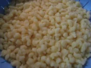 Grundrezept Spatzl'n - Rezept