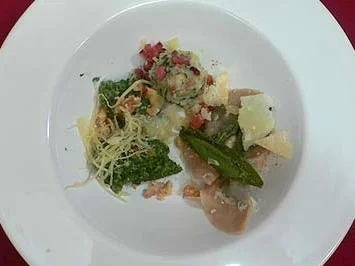 Tris von Schlutzkrapfen, Speckknödeln und Spinatnocken - Rezept - Bild Nr. 16