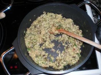 Gefüllte rote Paprika im gelben Paprikaschaumbett - Rezept - Bild Nr. 2