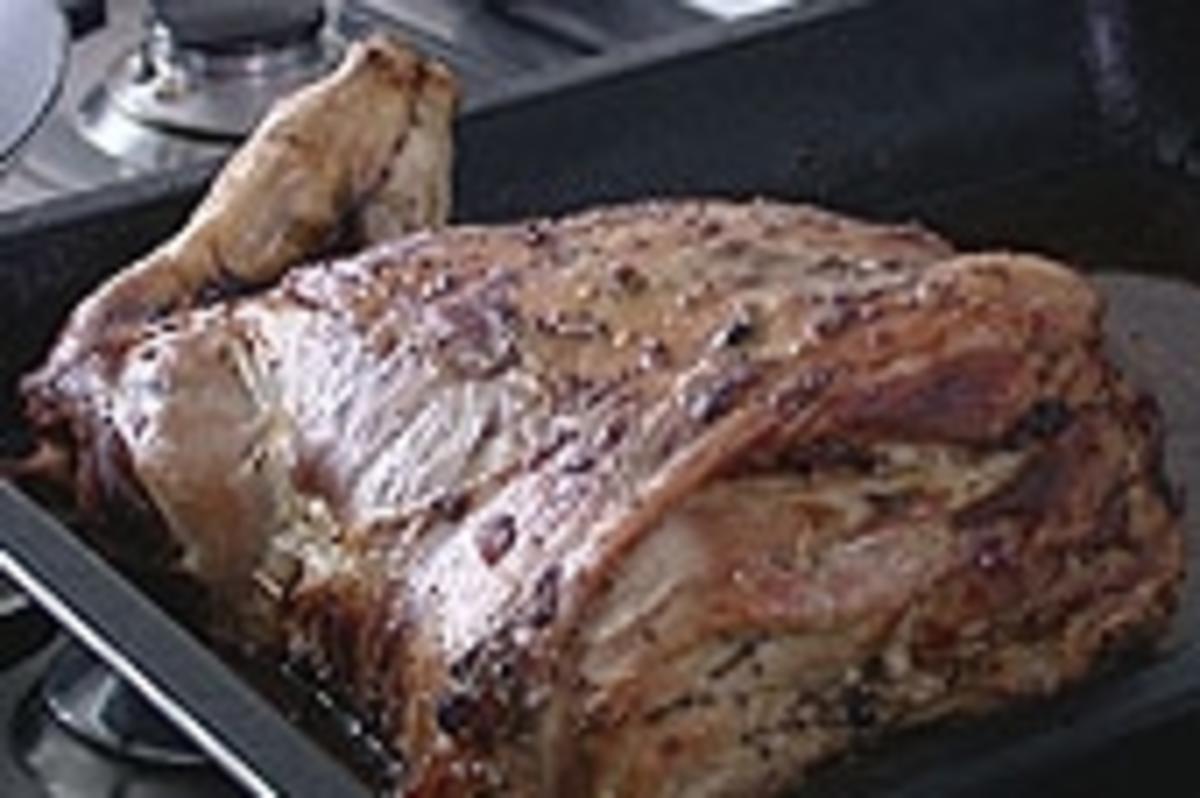 Lammkeule mit Rosmarin und Knobi - Rezept - kochbar.de