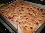 Kirschkuchen mit Zwieback-Kokosbröseln - Rezept