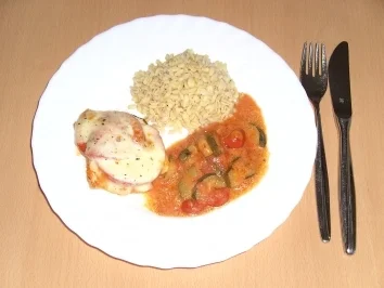 Hähnchenbrustfilet mit Tomate und Mozzarella - Rezept