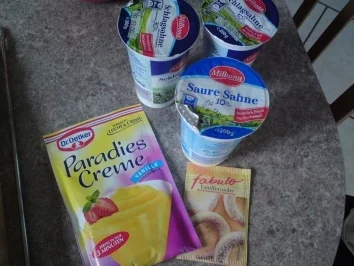 Schoko Kirsch Schnitten ´ne Art Donauwellen - Rezept