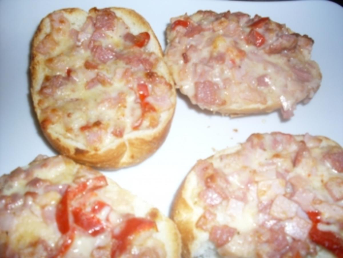 Pizza - Brötchen - Rezept