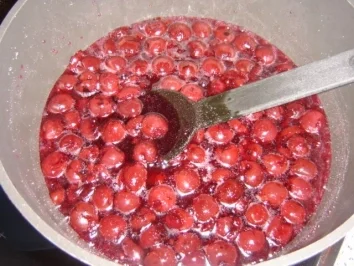 Rezept: Amarenakirschen Bild Nr. 4 Amarenakirschen - Rezept - Bild Nr. 4