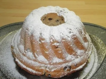 Rezept: Rhababer- Gugelhupf Rhababer- Gugelhupf - Rezept