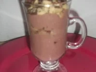 Geschichtete Kaffee-Schoko-Speise - Rezept