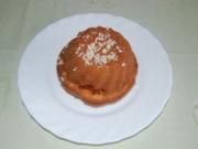 Mini Gugelhupf  mit Aprikosen und Marzipan - Rezept