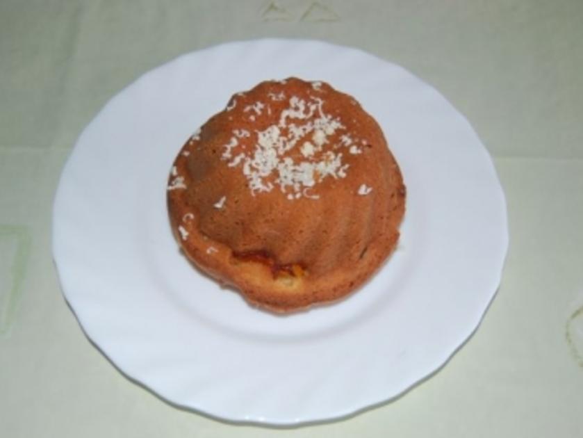 Mini Gugelhupf mit Aprikosen und Marzipan - einfach - 410 kcal/100g