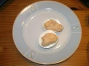 Gefüllte Eier mit Lachs und Krabben - Rezept