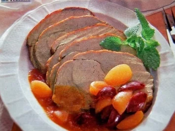 Schweinebraten mit Früchten - Rezept