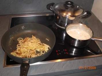 Rezept: Gebackene Leber mit Kartoffel-Selleriepüree Bild Nr. 5 Gebackene Leber mit Kartoffel-Selleriepüree - Rezept - Bild Nr. 5