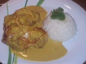 Schweinesteak mit fruchtiger Curry-Rahm-Soße - Rezept