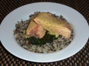 Fischfilet auf Spinatbett mit Safransösschen - Rezept