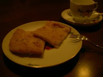 Rezept: BUTTERKUCHEN MIT MANDELN Bild Nr. 3 BUTTERKUCHEN MIT MANDELN - Rezept - Bild Nr. 3