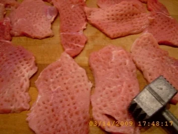 Fleischröllchen mit Tomaten - Mozarella - Füllung - Rezept