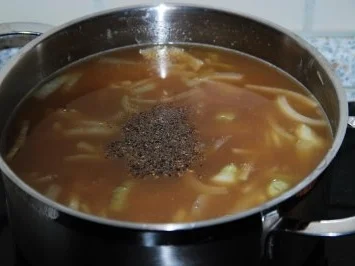 Rezept: Französische Zwiebelsuppe Bild Nr. 3 Französische Zwiebelsuppe - Rezept - Bild Nr. 3