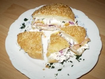 Rezept: Lachstorte mit Fladenbrot Lachstorte mit Fladenbrot - Rezept