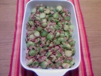 Rezept: Rosenkohl unter Kartoffelhaube Rosenkohl unter Kartoffelhaube - Rezept