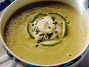 Rezept: Basilikum Zucchini Suppe Basilikum Zucchini Suppe - Rezept