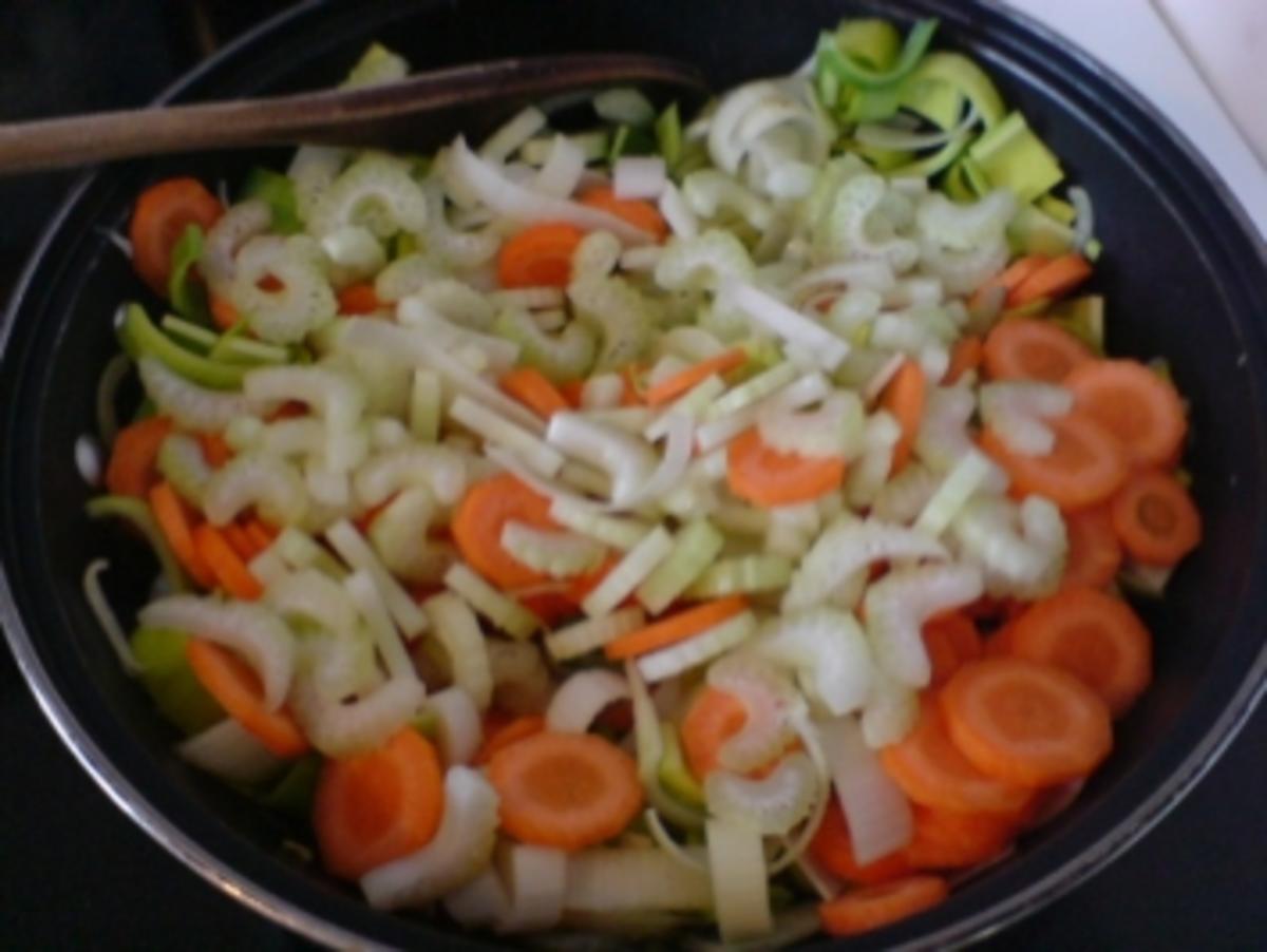 Schnitzel mit Gemüsesoße - Rezept - Bild Nr. 8