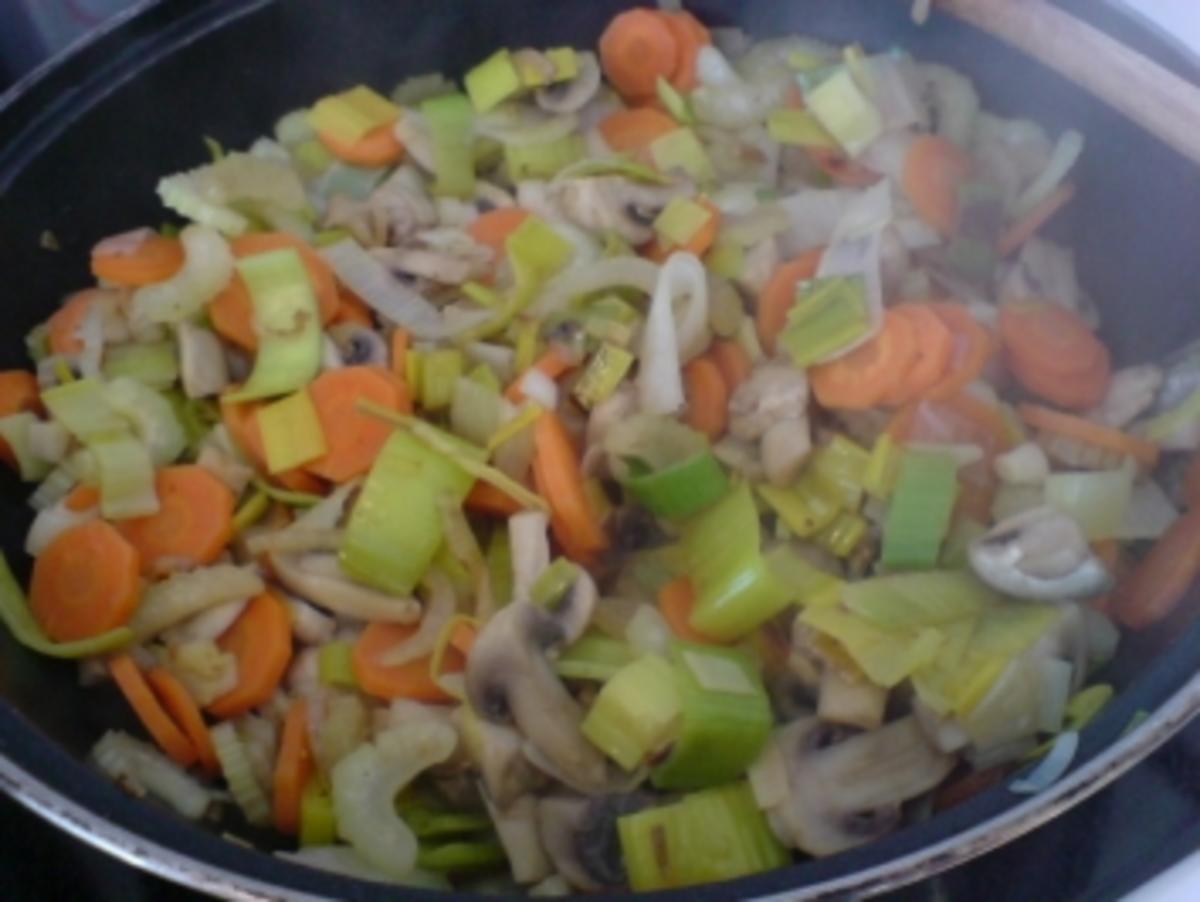 Schnitzel mit Gemüsesoße - Rezept - Bild Nr. 10