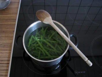 "BEILAGE" Speckbohnen a la Schwiegermama - Rezept - Bild Nr. 3