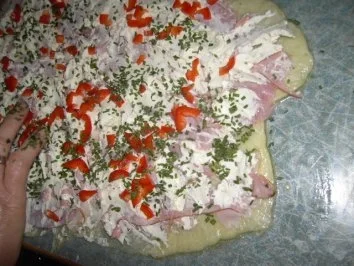 Rezept: Emmentaler-Käserolle Bild Nr. 6 Emmentaler-Käserolle - Rezept - Bild Nr. 6