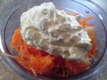 Rezept: Möhren-Obstsalat Möhren-Obstsalat - Rezept