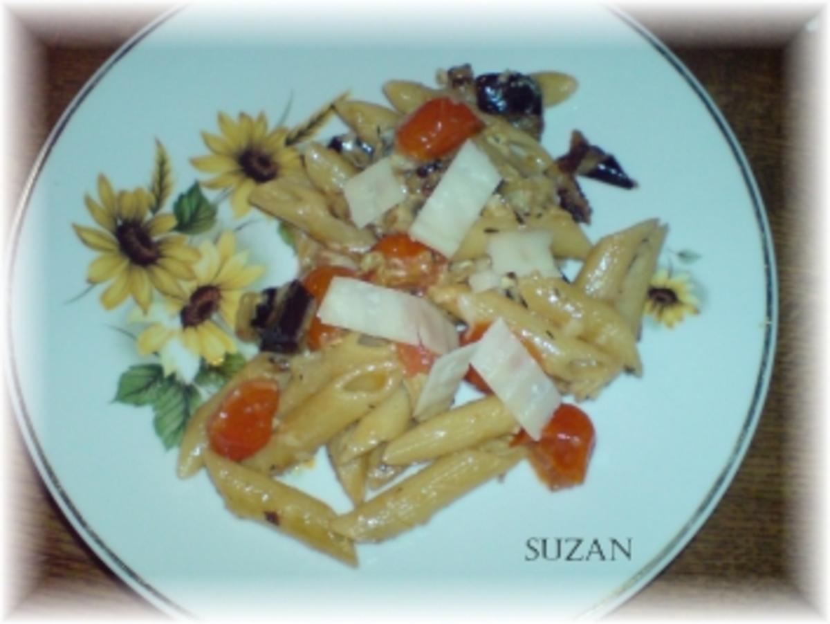 Auberginen, Tomaten und Penne - Rezept