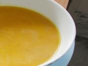 Feurige Karotten-Orangen-Ingwer Suppe - Rezept
