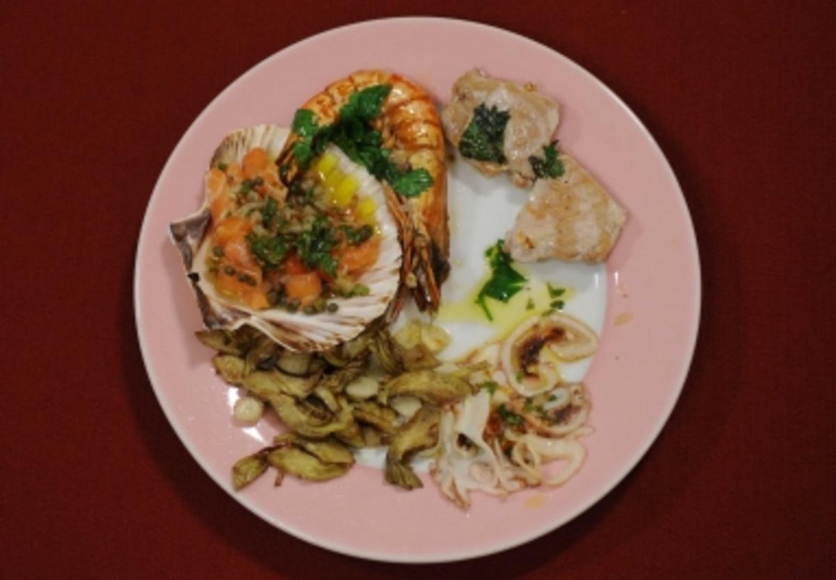 Tintenfisch-Carpaccio, Lachstatar, Tunfisch und Garnelen (Krystian Martinek) - Rezept