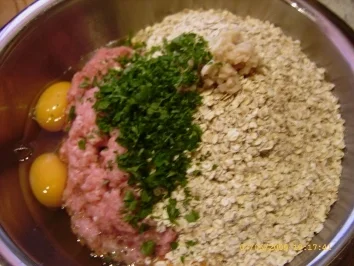 Rezept: Hackfleischkuchen / Gehacktes - Pizza Bild Nr. 10 Hackfleischkuchen / Gehacktes - Pizza - Rezept - Bild Nr. 10