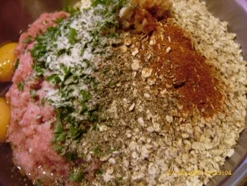 Rezept: Hackfleischkuchen / Gehacktes - Pizza Bild Nr. 11 Hackfleischkuchen / Gehacktes - Pizza - Rezept - Bild Nr. 11